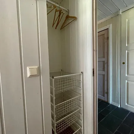 Family-friendly Retreat With Fireplace And Balcony * Beitostolen