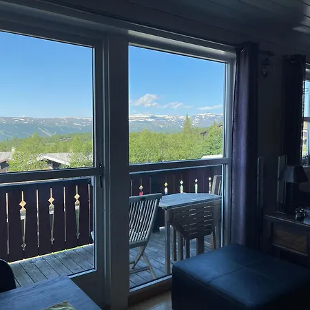 Family-friendly Retreat With Fireplace And Balcony Apartment Beitostolen