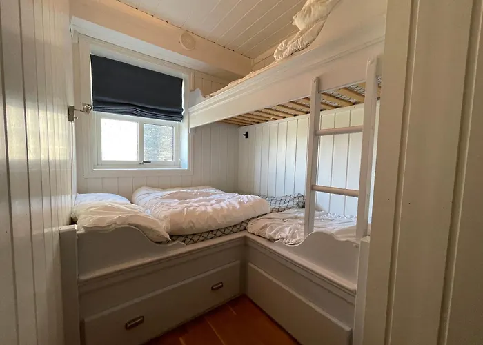 Apartment Family-friendly Retreat With Fireplace And Balcony Beitostolen